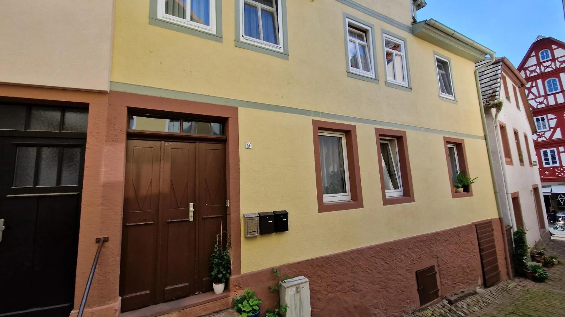9Ter Riese Dachgeschoss-Fewo Miltenberg